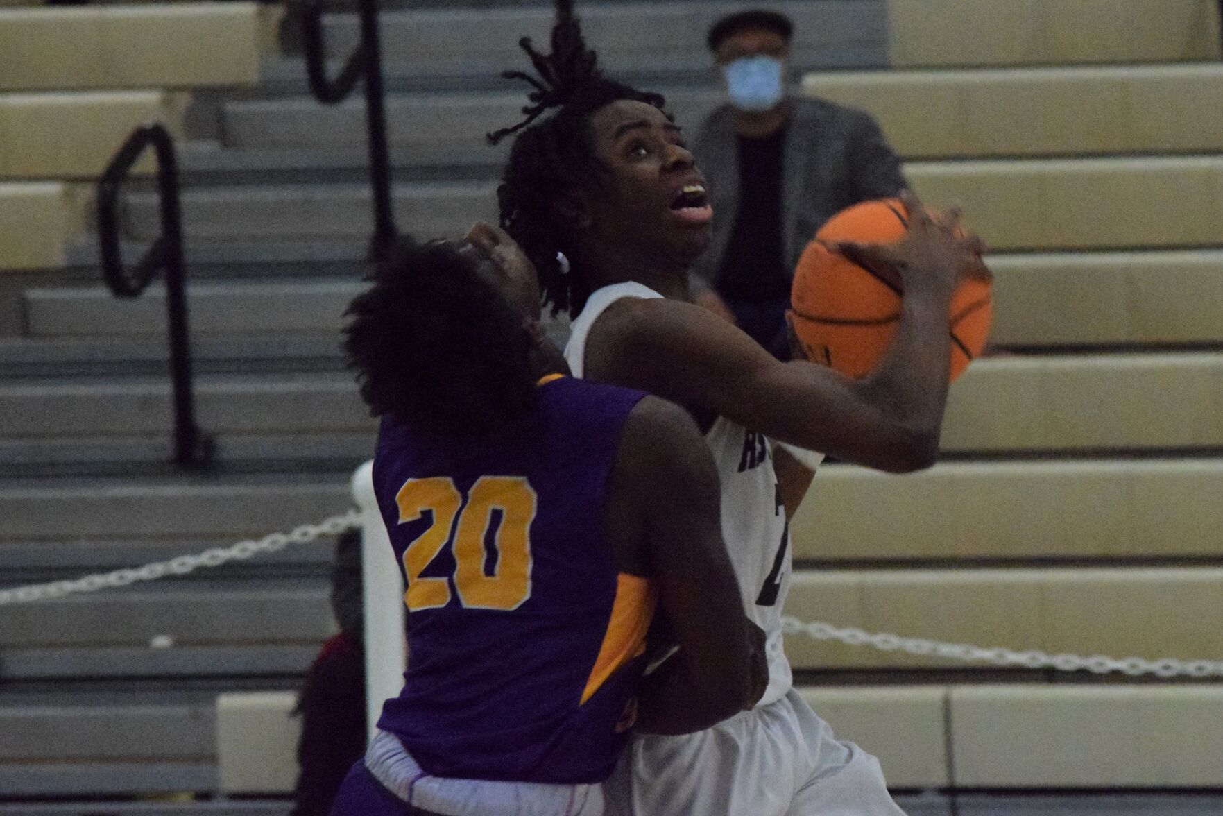 Evangel uses defense to advance to semifinals